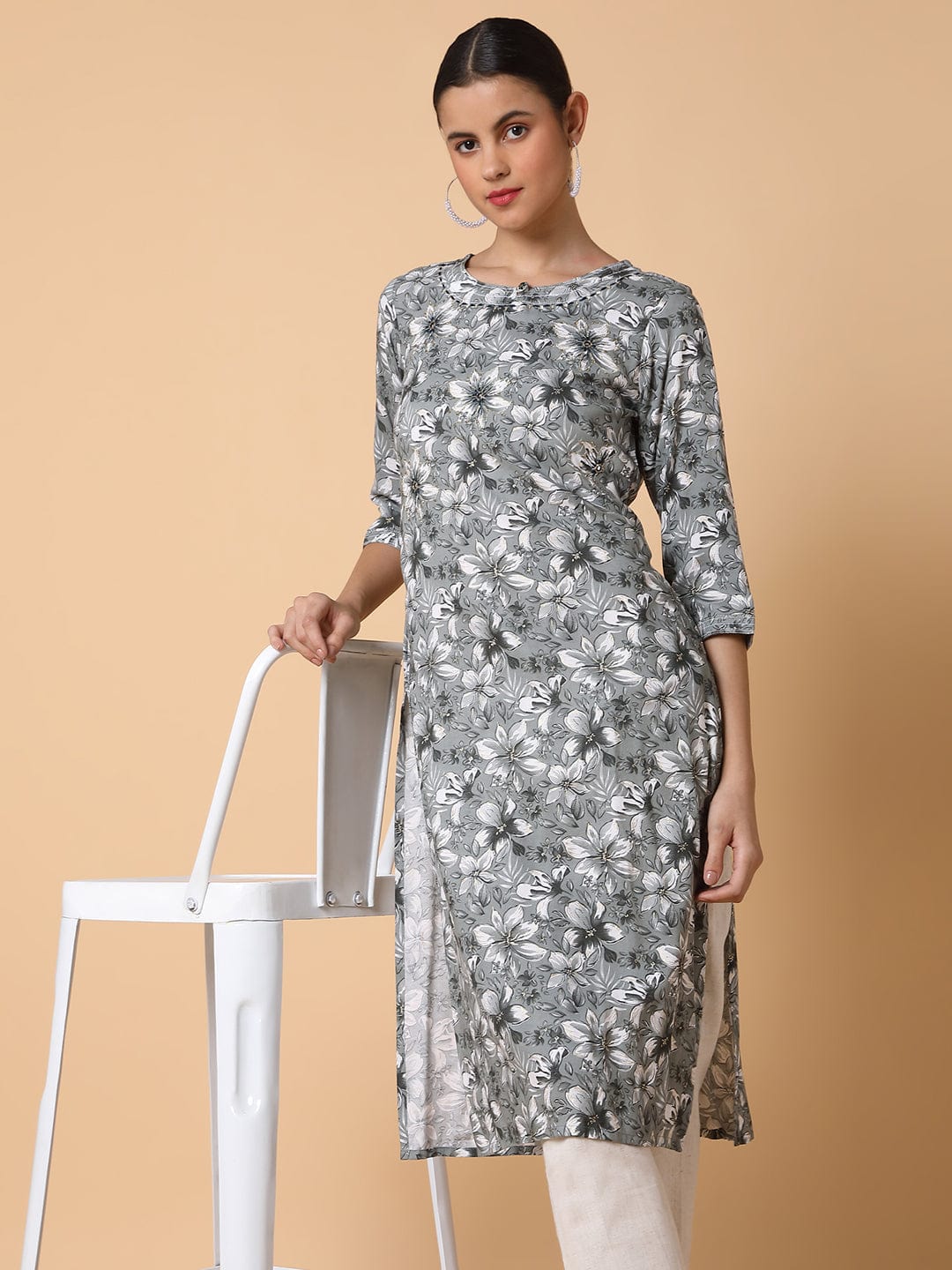 Women's Floral Grey Straight Kurta