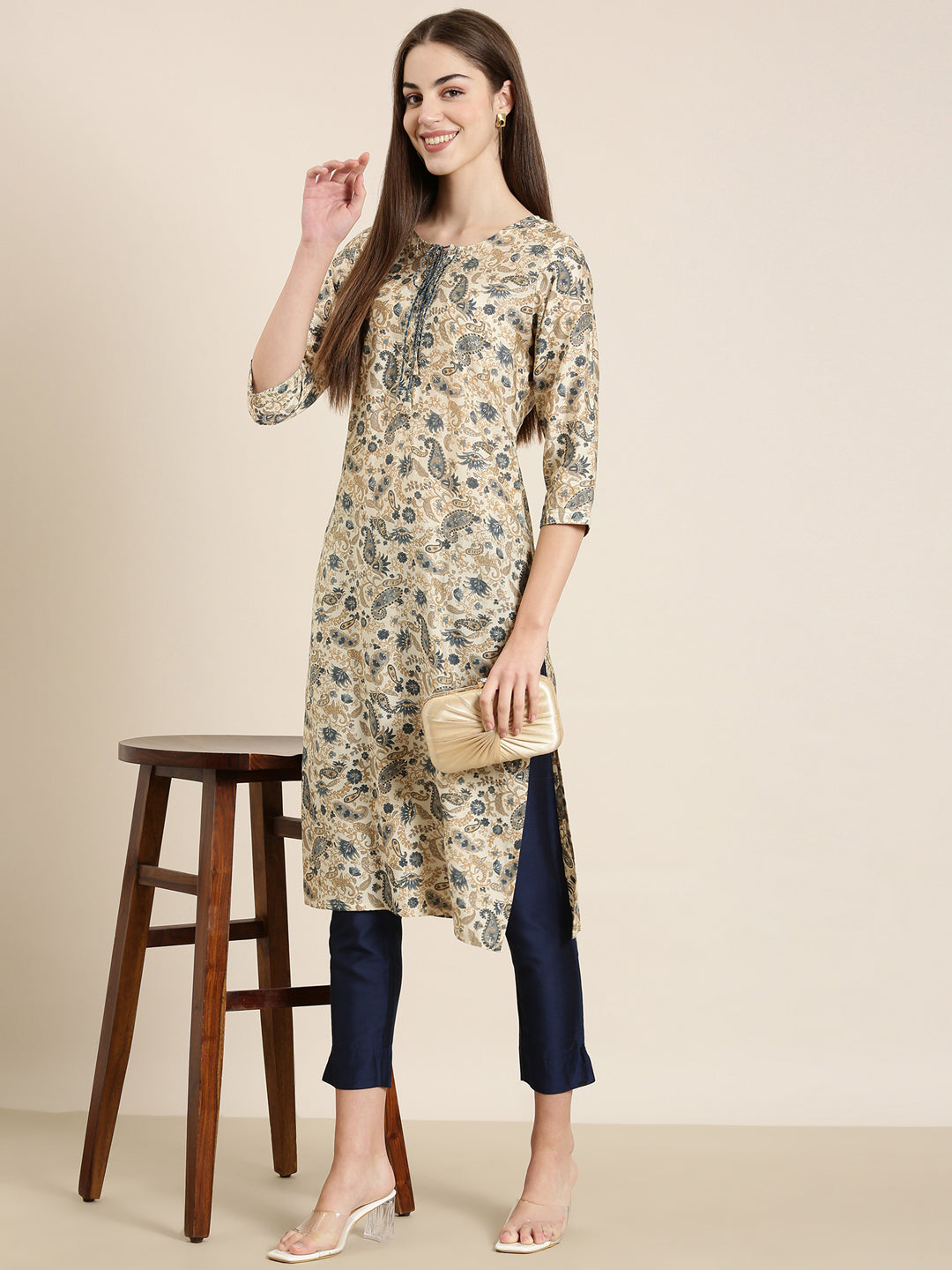 Women's Cream Ethnic Motif Printed key Hole Neck Straight Kurta