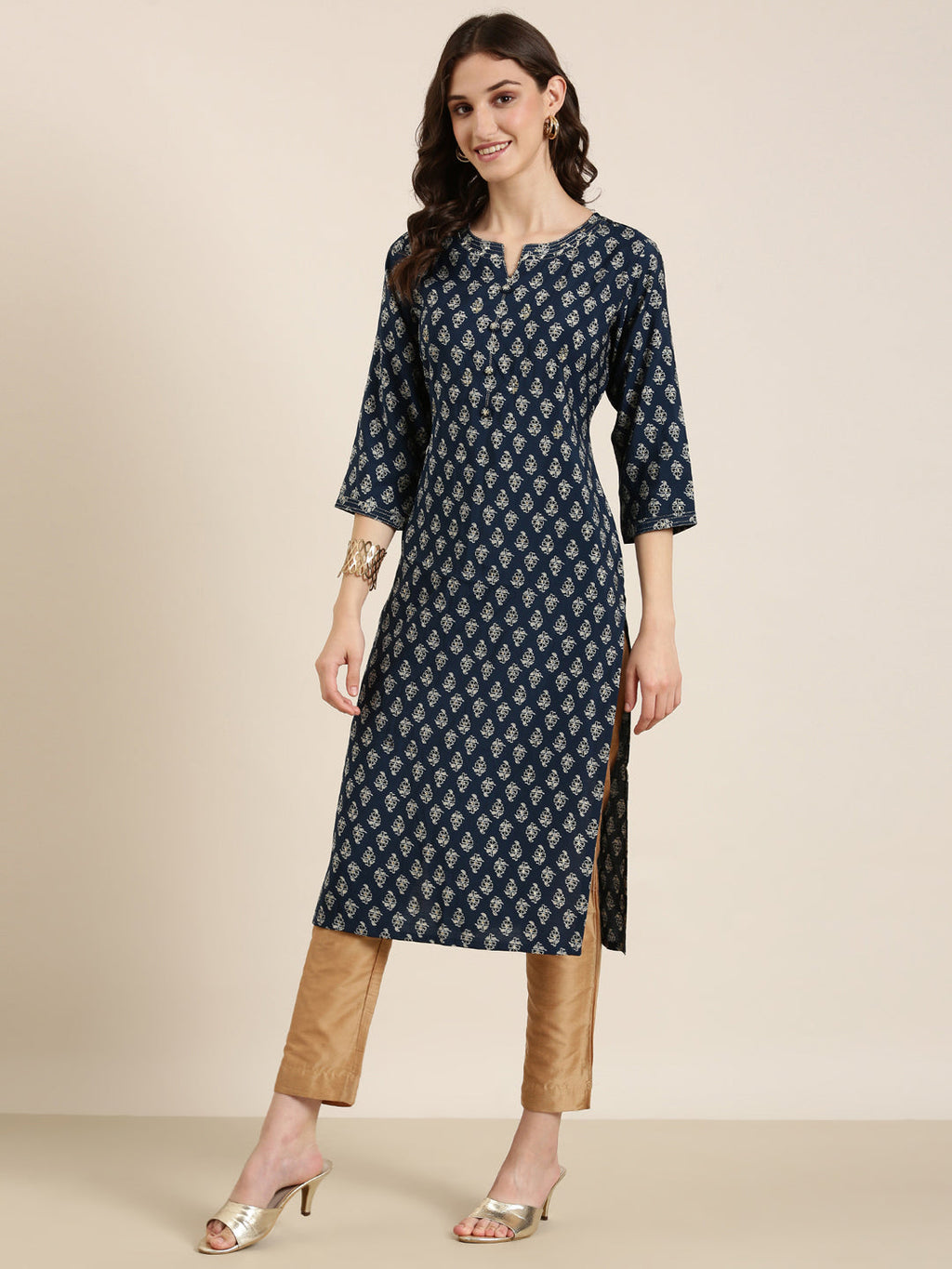 Women's Teal Ethnic Motifs Printed Straight Kurta