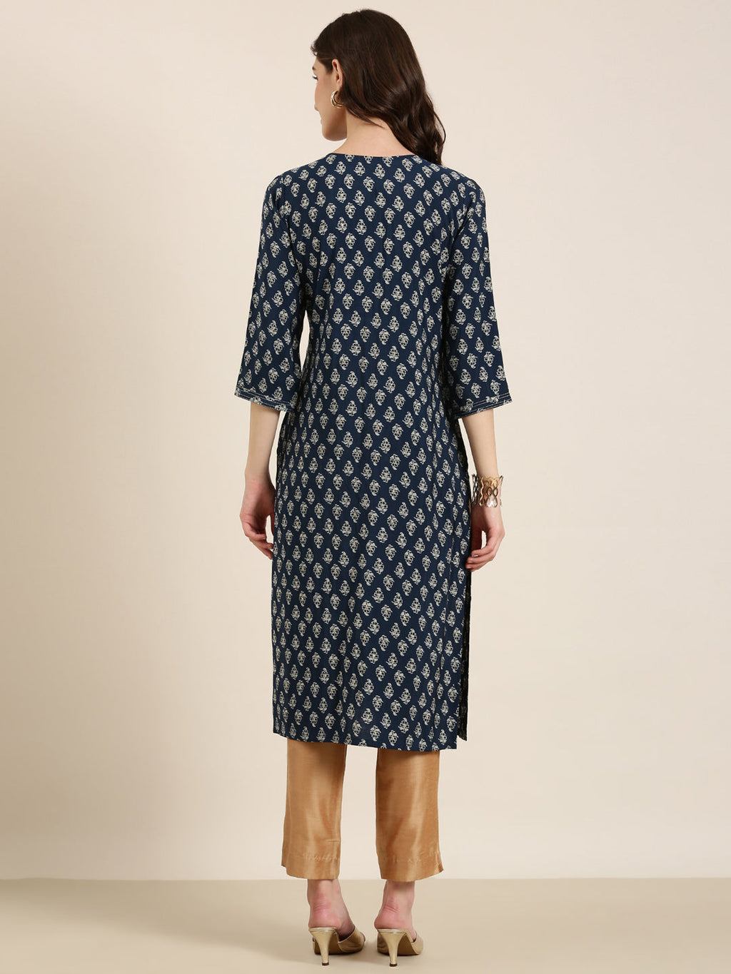 Women's Teal Ethnic Motifs Printed Straight Kurta