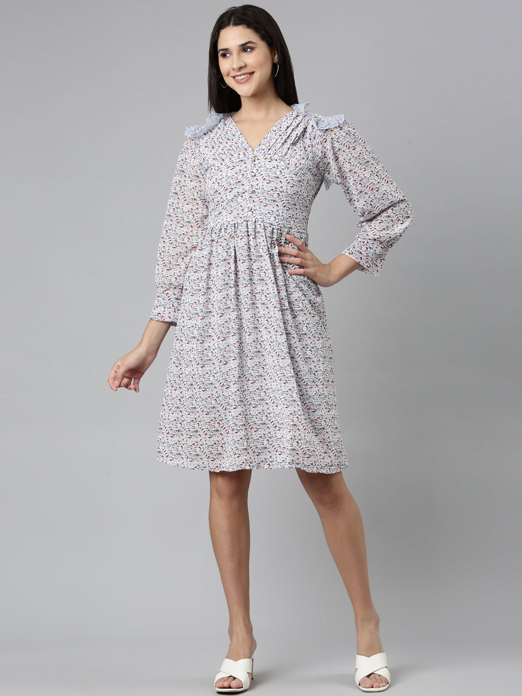 Women's Blue Geometric Printed Puff Sleeve V-Neck Fit & Flare Dress