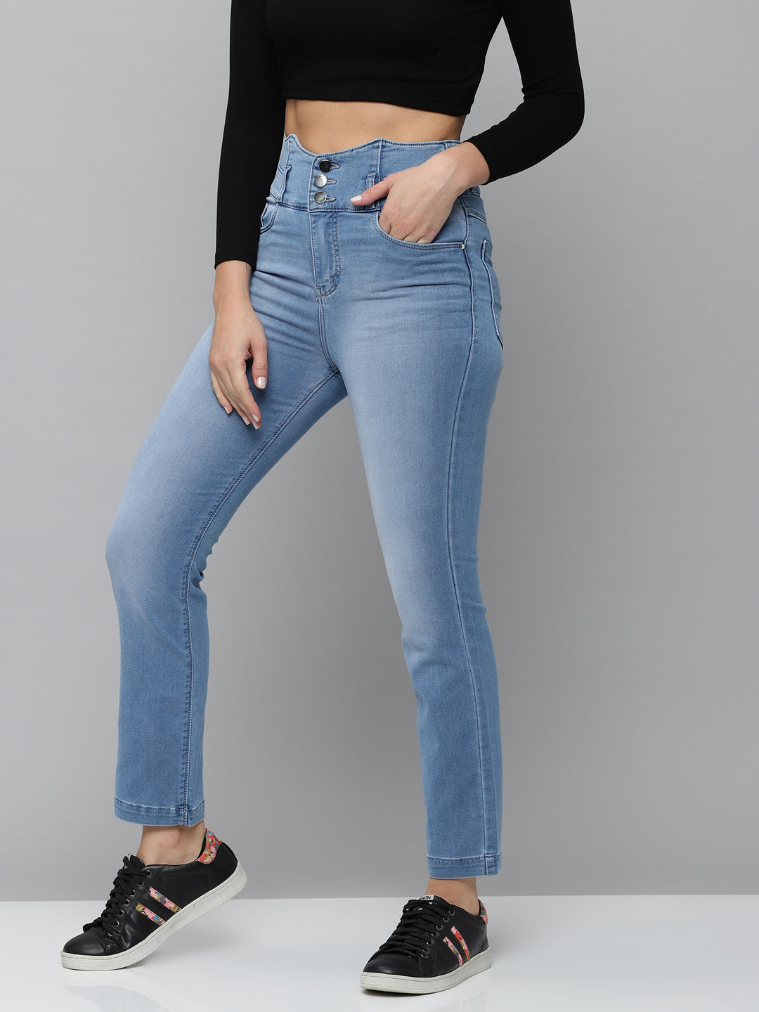 Women's Blue Jean Straight Fit High-Rise Light Fade Stretchable Jeans