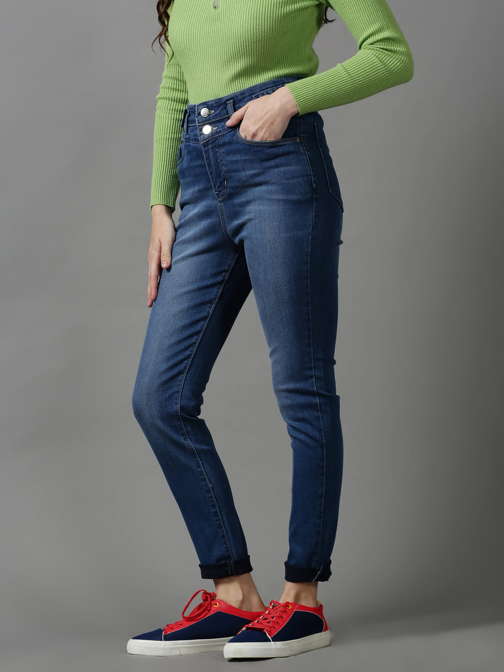 Women's Blue Slim Fit Light Fade Stretchable Denim Jeans