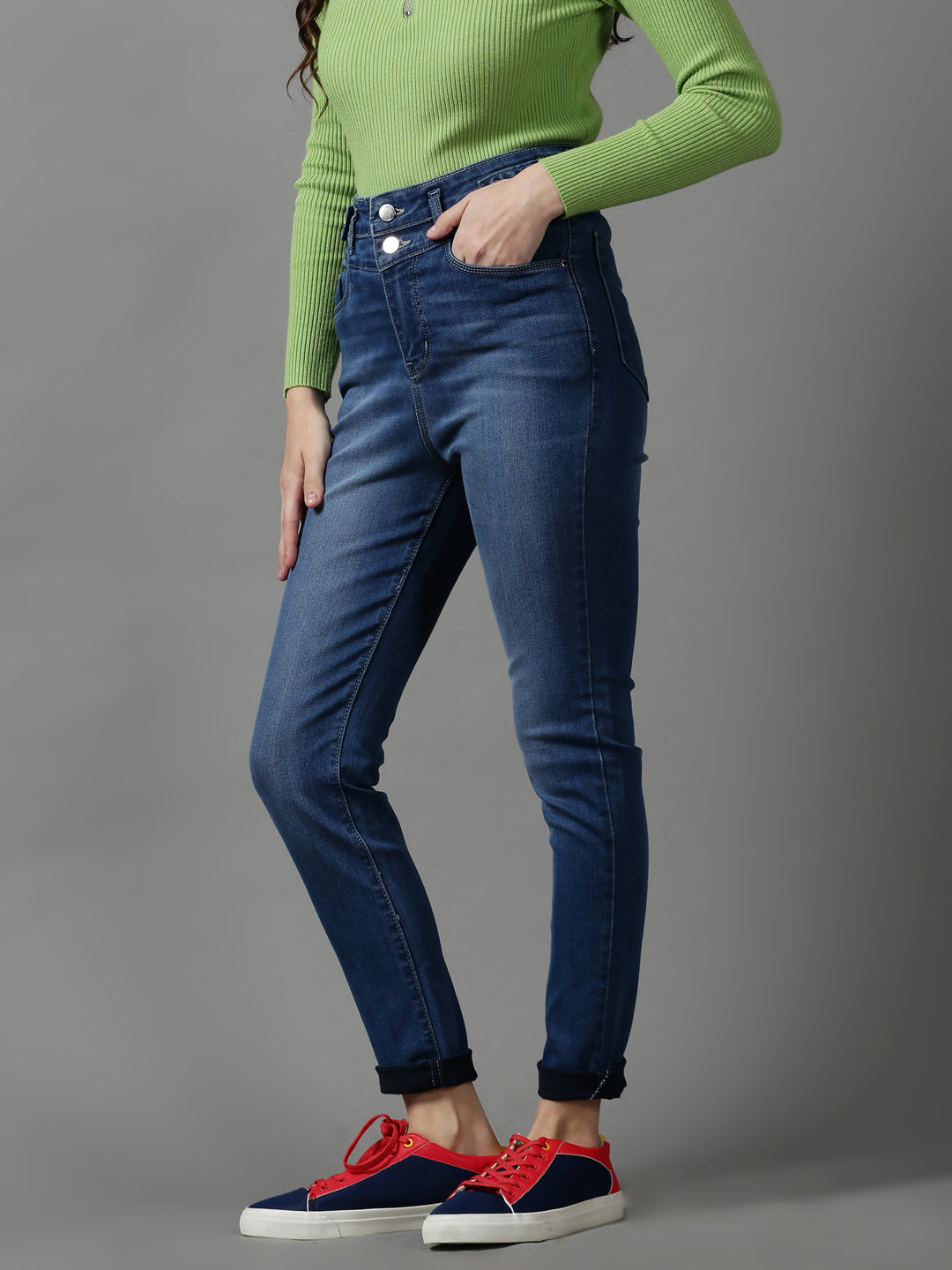 Women's Blue Slim Fit Light Fade Stretchable Denim Jeans