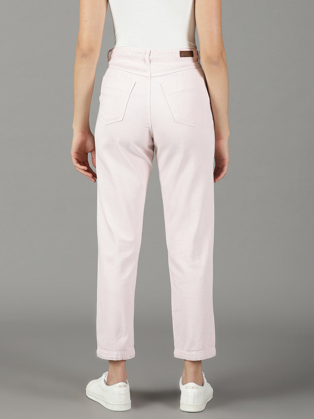 Women's Peach Relaxed Fit High-Rise Slash Knee Cotton Jeans