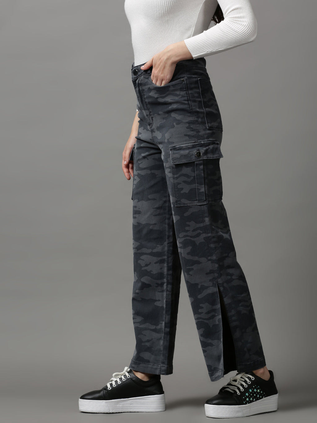 Women's Grey Clean Look Wide Leg Light Fade Stretchable Denim Jeans