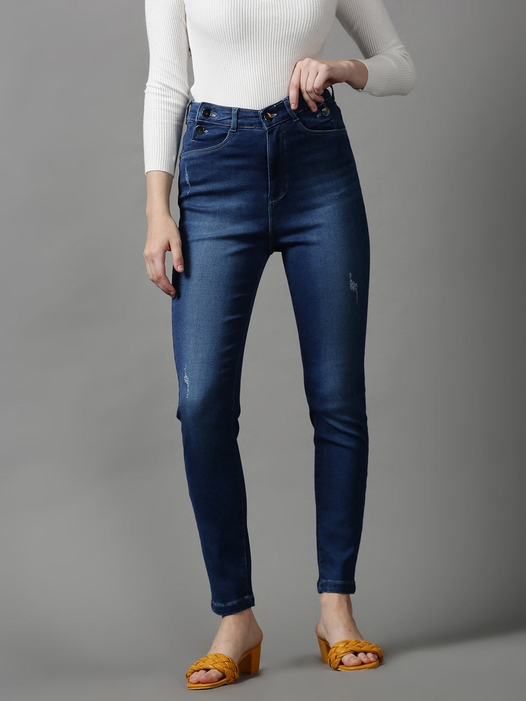 Women's Blue Skinny Fit Mildly Distressed Light Fade Stretchable Denim Jeans