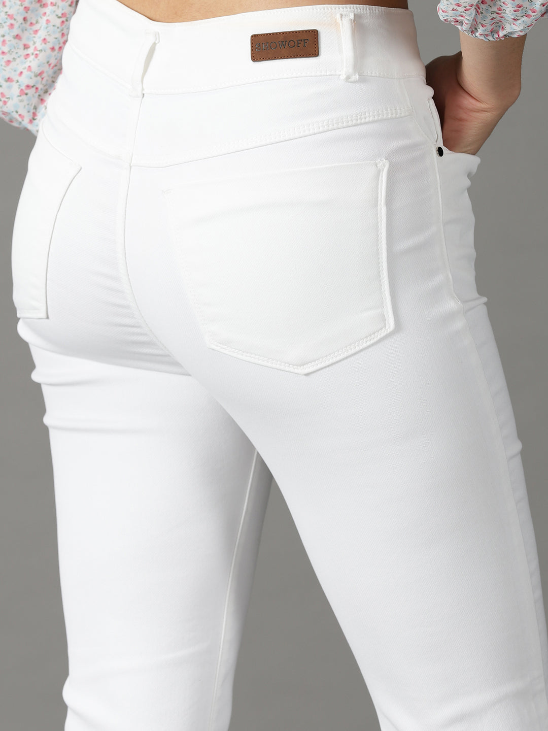 Women's White Solid Fit Denim Jeans