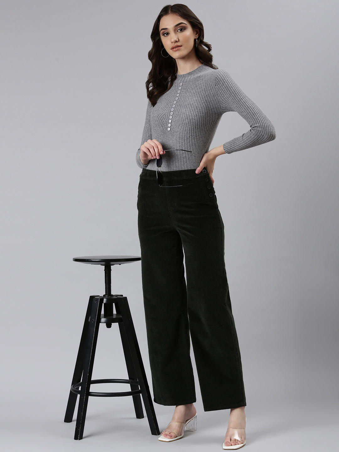 Women's Olive Straight Fit High-Rise Trousers