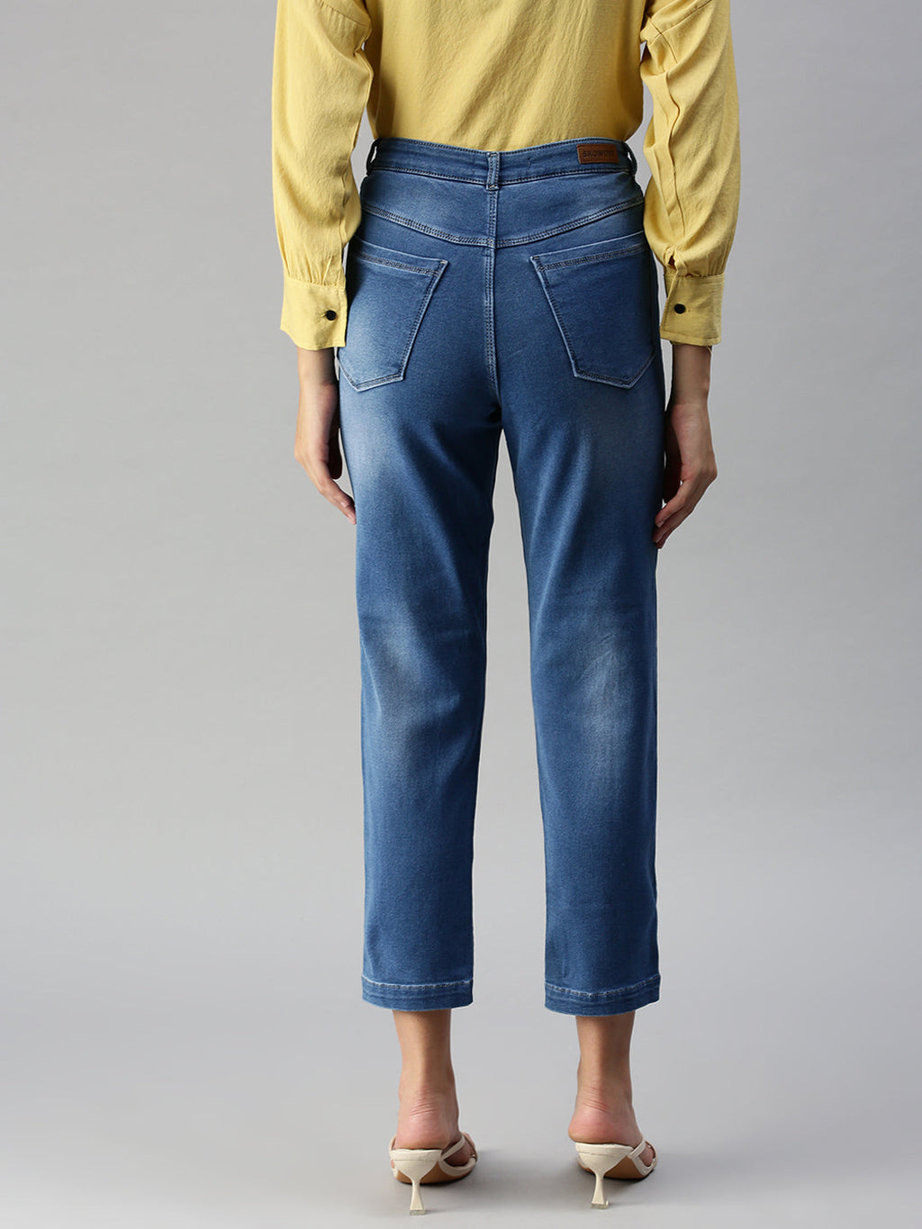 Women's Blue Straight Fit High-Rise Low Distress Light Fade Stretchable Denim Jeans