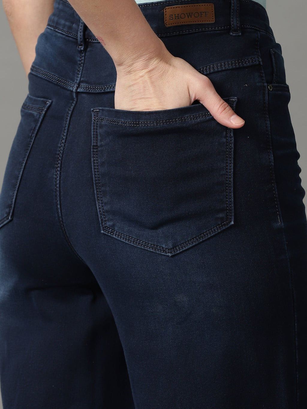 Women's Navy Blue Straight Fit High-Rise Light Fade Stretchable Jeans