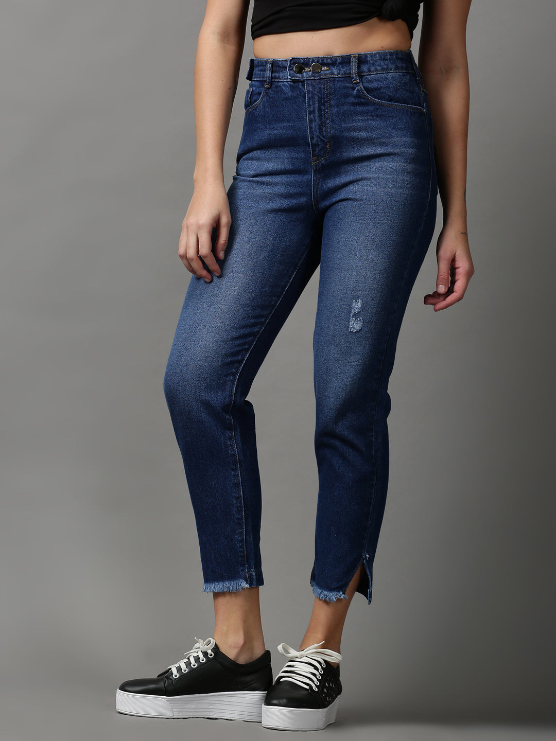 Women's Blue Boyfriend Fit Mildly Distressed Light Fade Stretchable Jeans