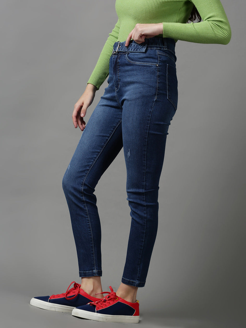 Women's Blue Slim Fit Low Distress Light Fade Stretchable Denim Jeans