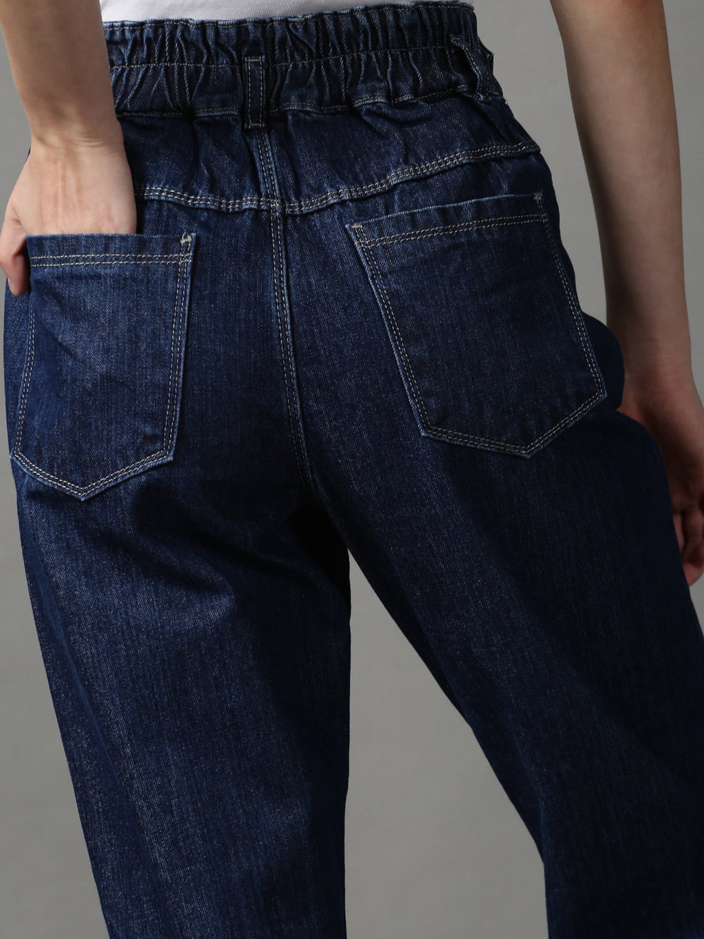 Women's Navy Blue High-Rise Mildly Distressed Stretchable Denim Jeans