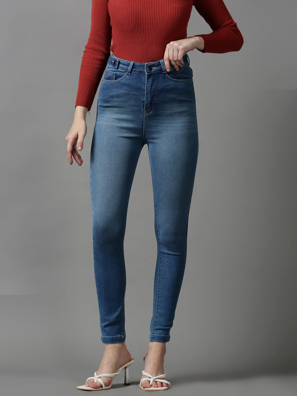 Women's Blue Skinny Fit Light Fade Stretchable Denim Jeans