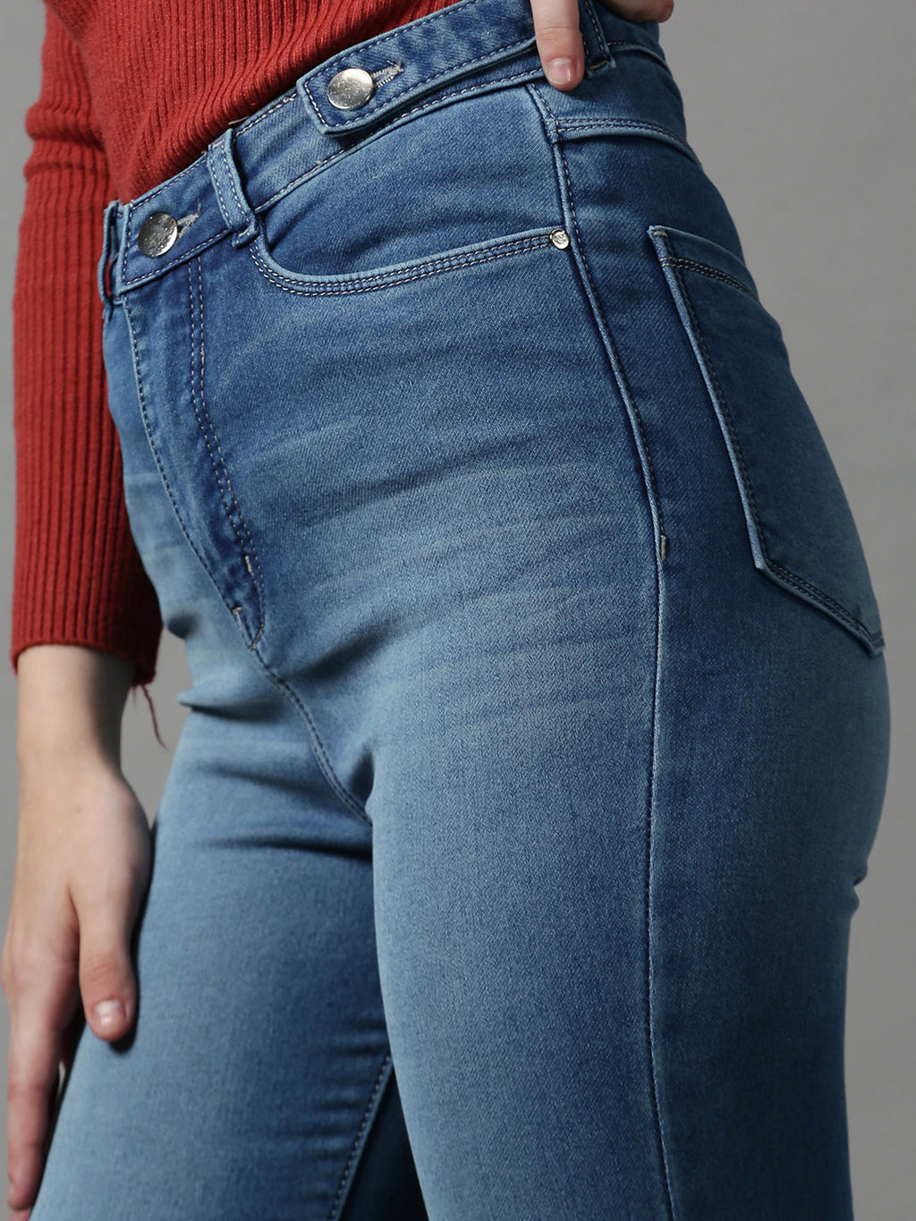 Women's Blue Skinny Fit Light Fade Stretchable Denim Jeans