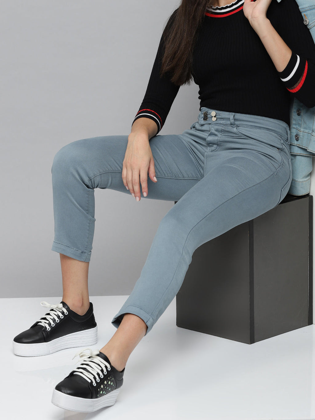 Women's Grey Jean Straight Fit High-Rise Stretchable Jeans