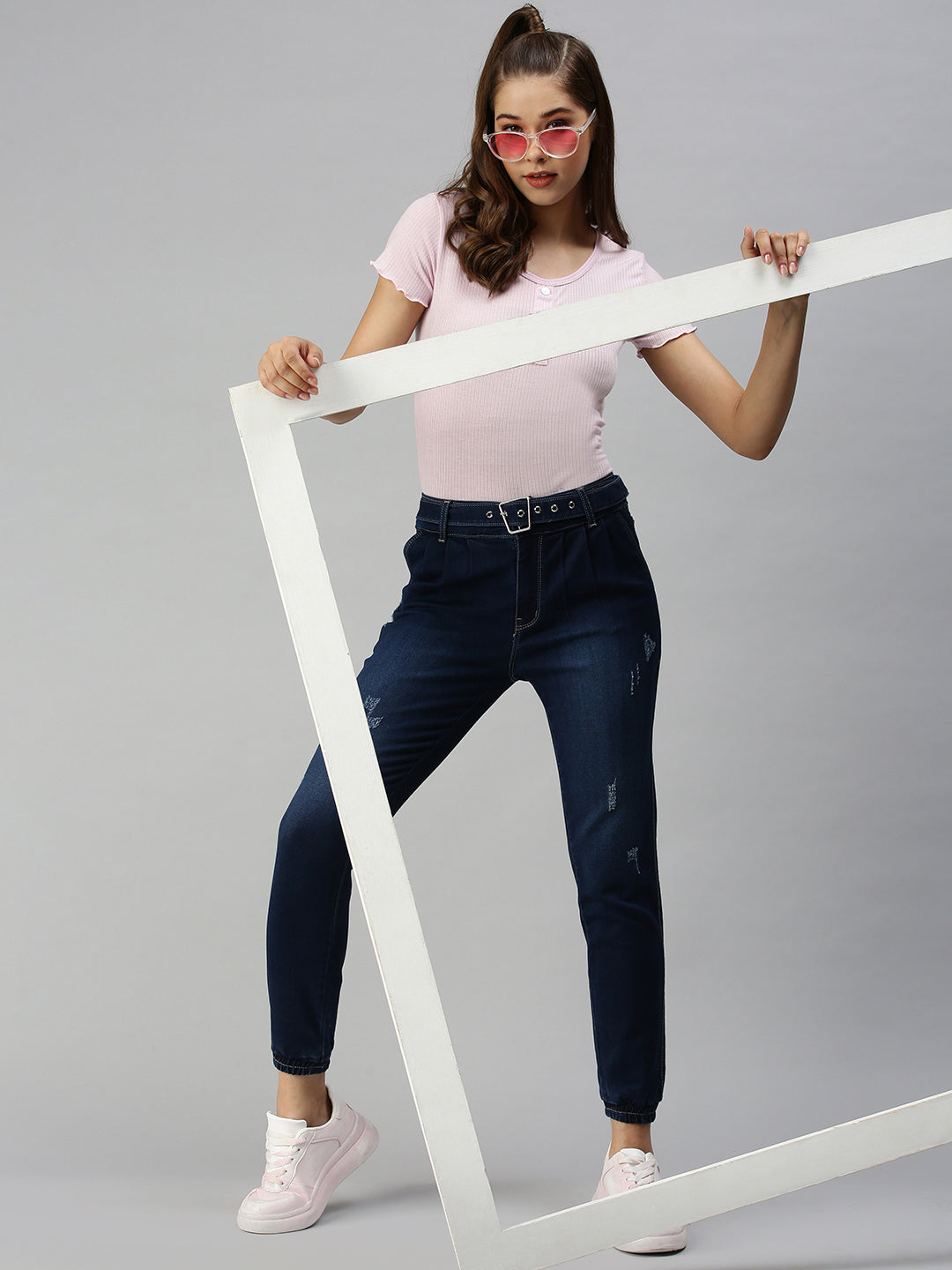 Women's Navy Blue Jogger High-Rise Light Fade Cuffed Hem Stretchable Denim Jeans