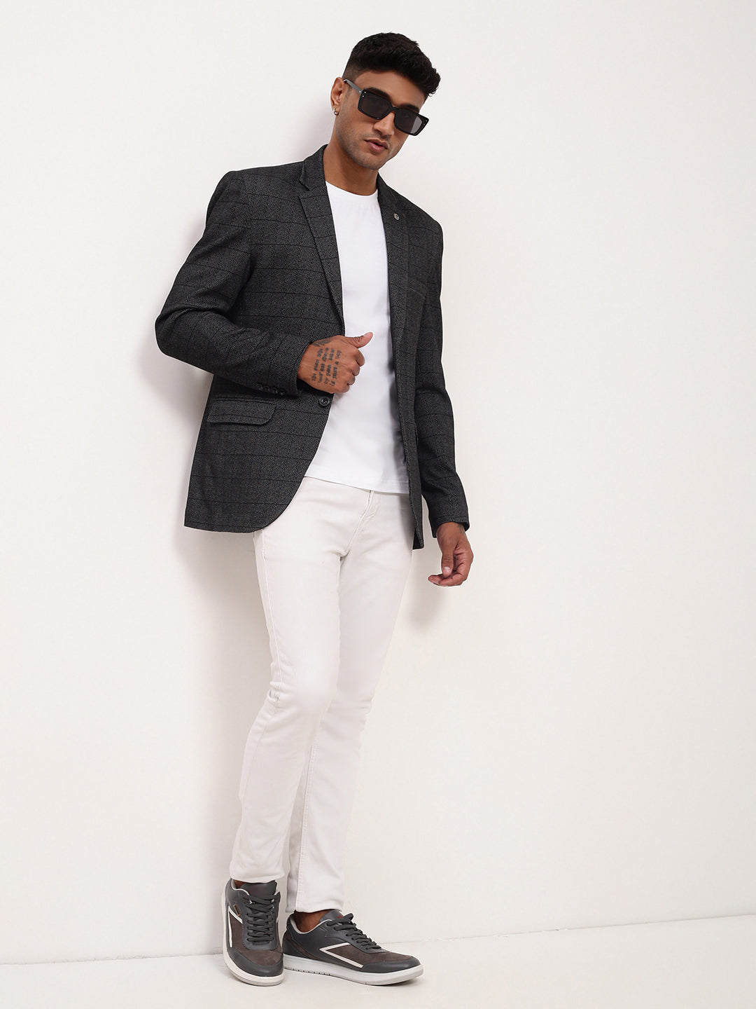 Men's Grey Checked Slim-Fit Notched Lapel Single Breasted Blazer