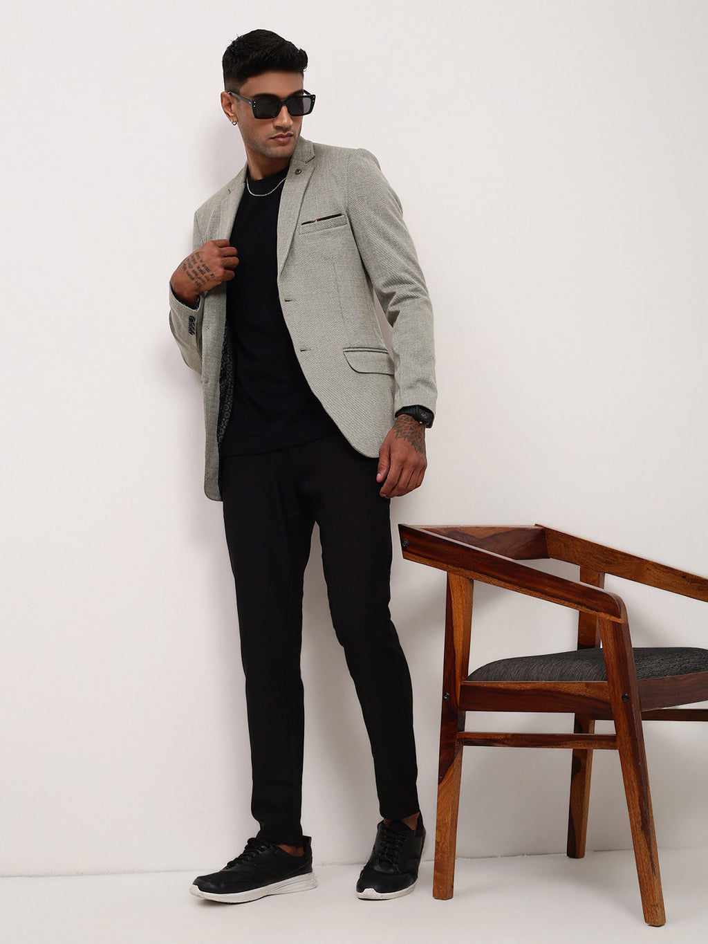 Men's Grey Self Design Single-Breasted Slim Fit Cotton Blazer