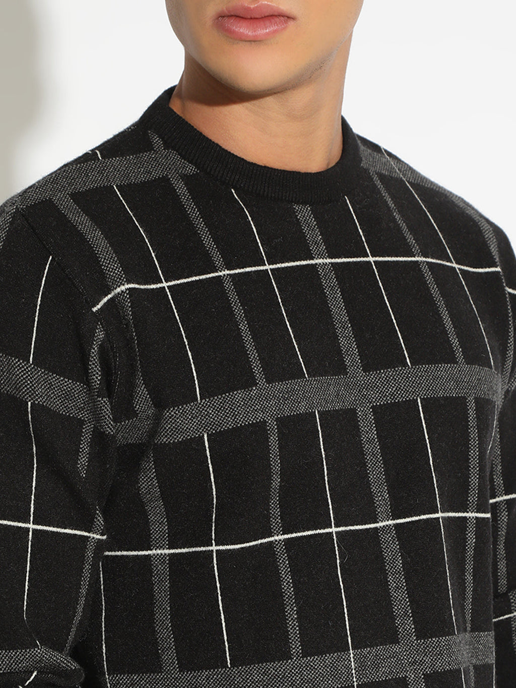 Men's Checked Black Ribbed Round Neck Sweater