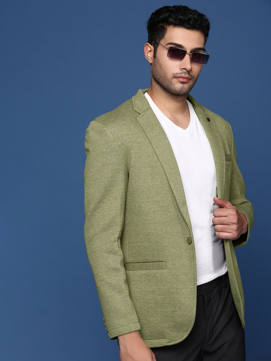 Men's Green Solid Single Breasted Blazer