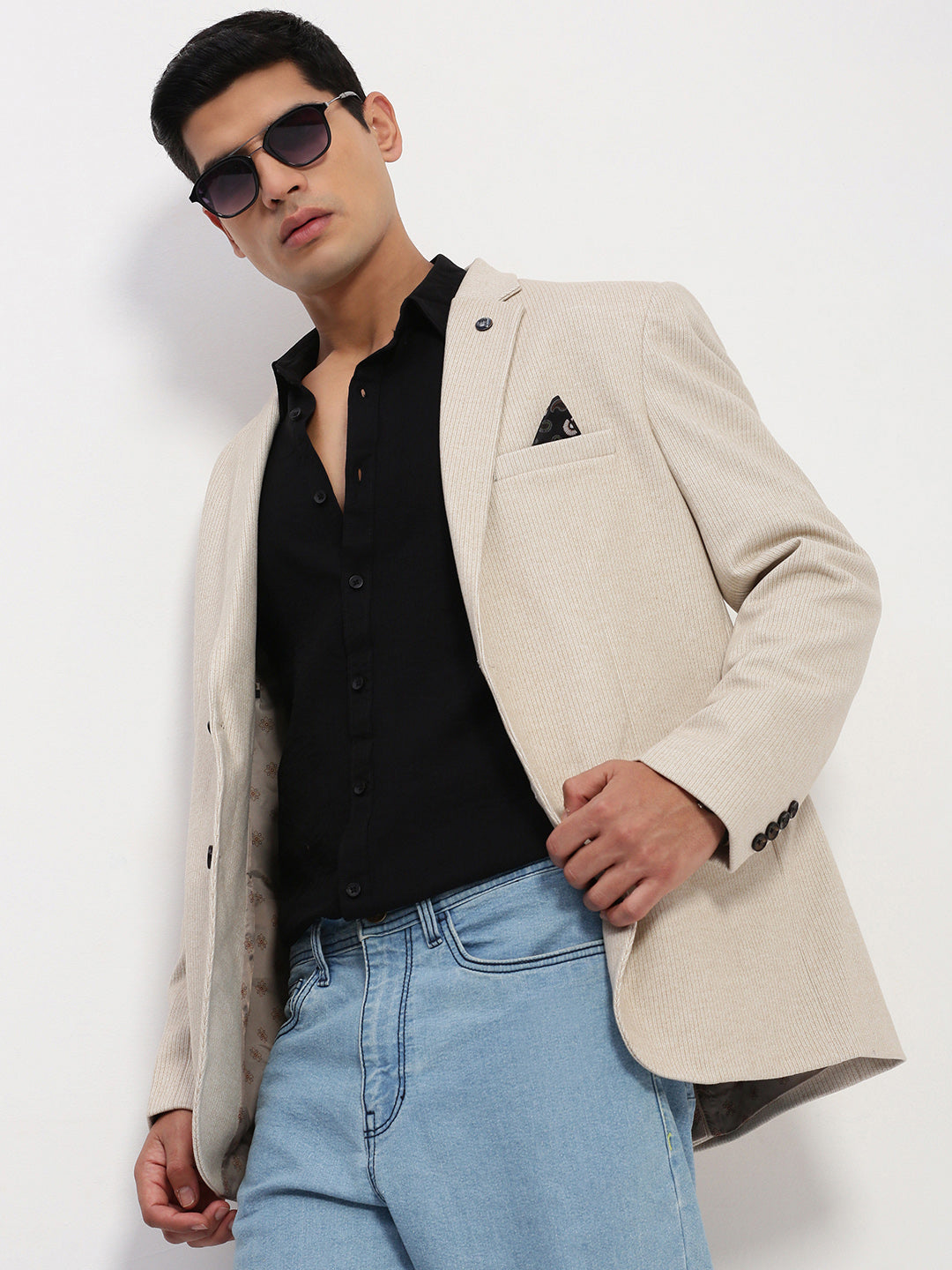 Men's Cream Solid Single Breasted Blazer