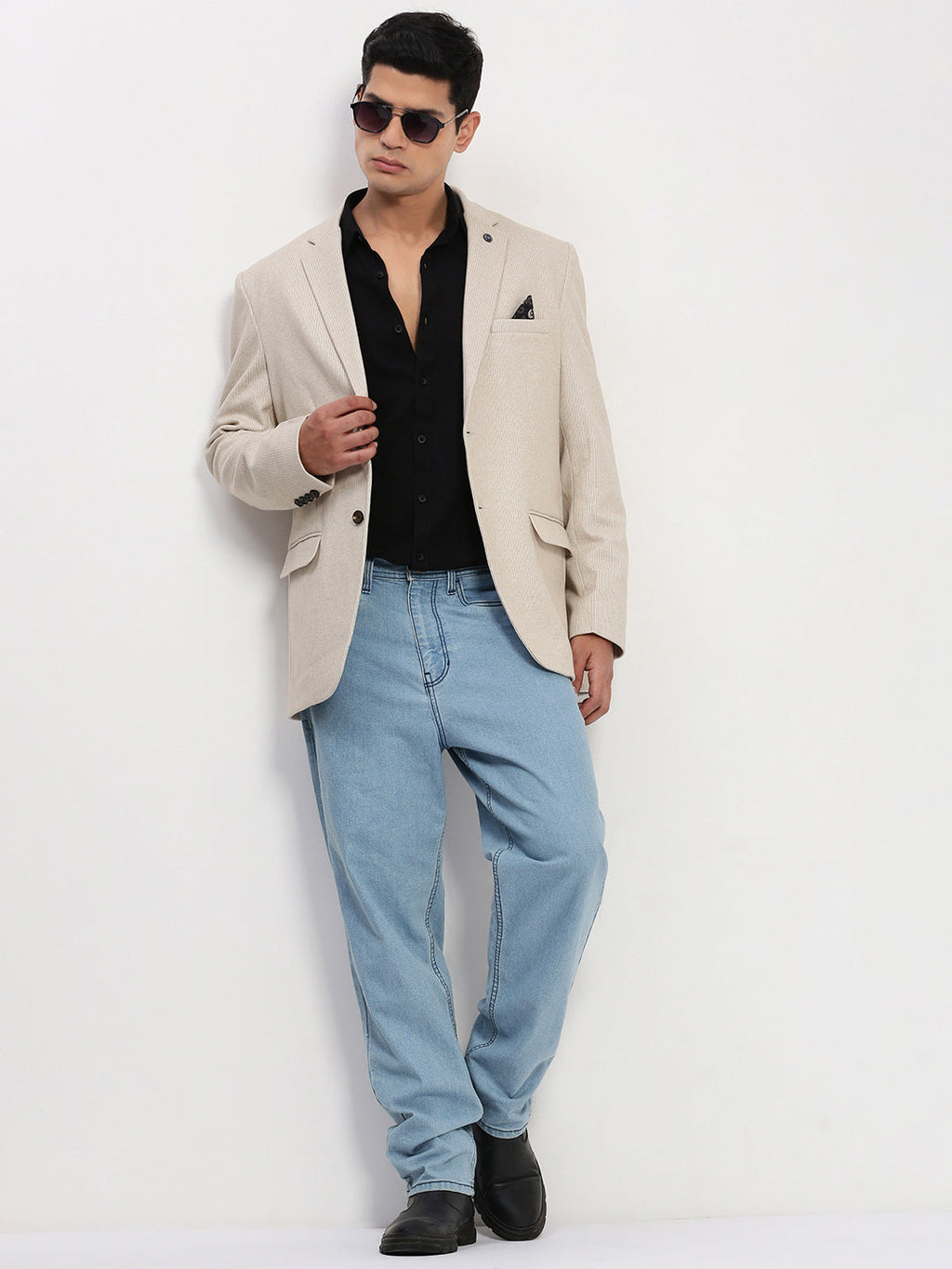 Men's Cream Solid Single Breasted Blazer