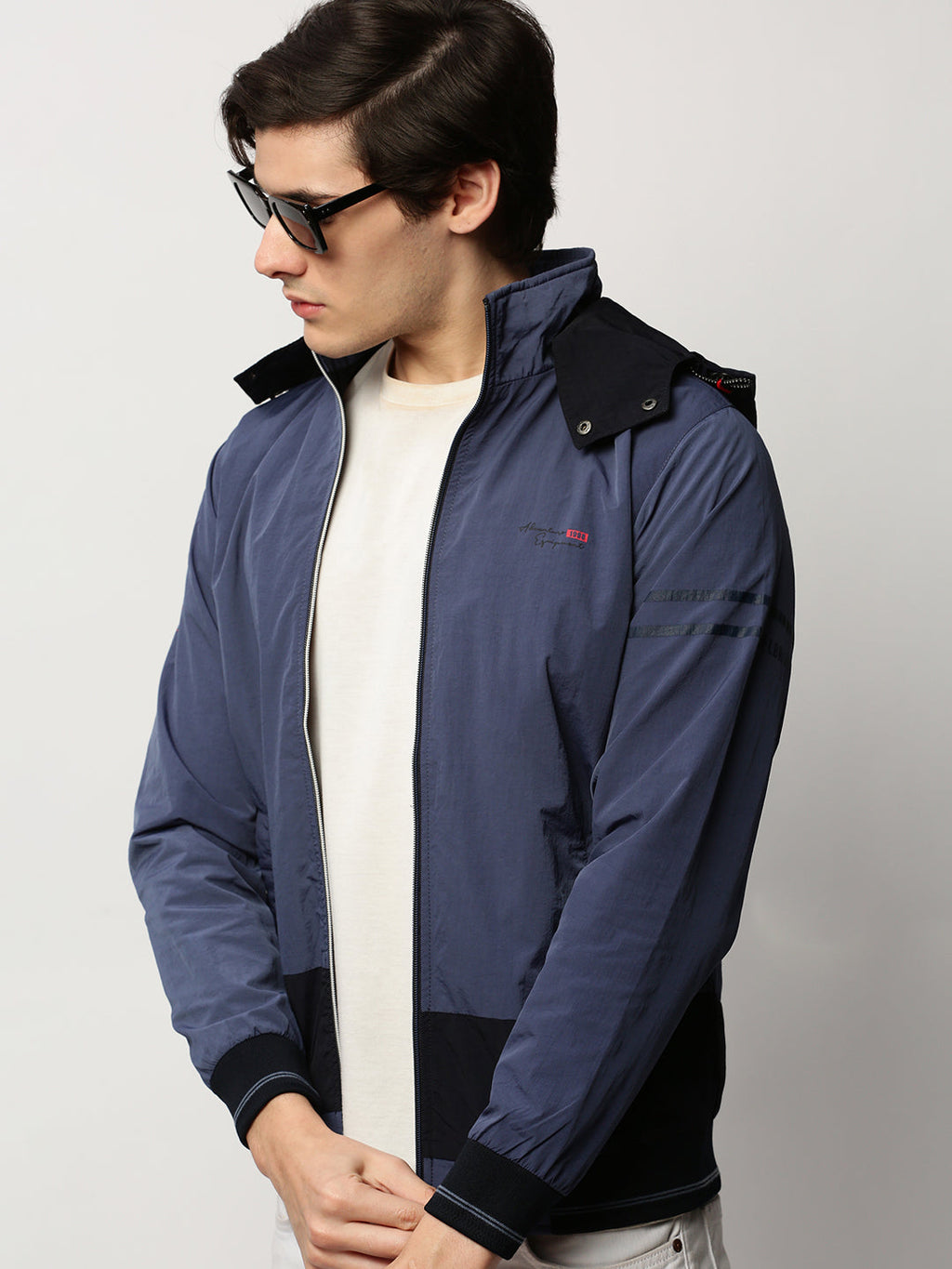 Men's Blue Colourblock Casual Bomber Jackets