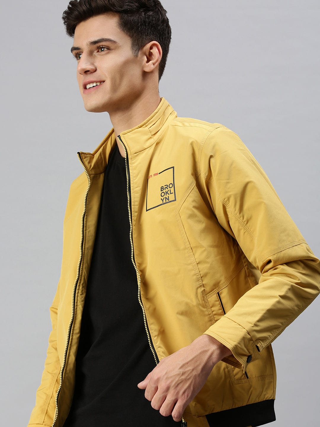 Men's Printed Yellow Sporty Jacket