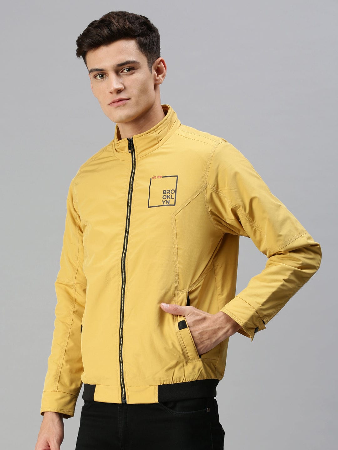 Men's Printed Yellow Sporty Jacket