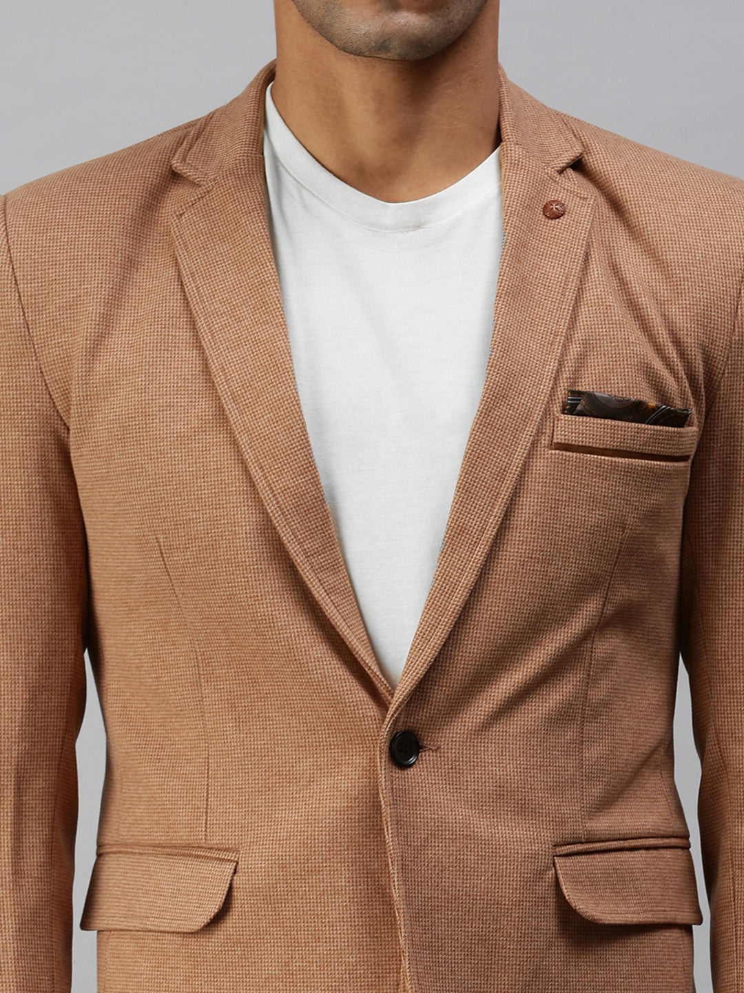 Men's Brown Solid Slim-Fit Single-Breasted Casual Blazer