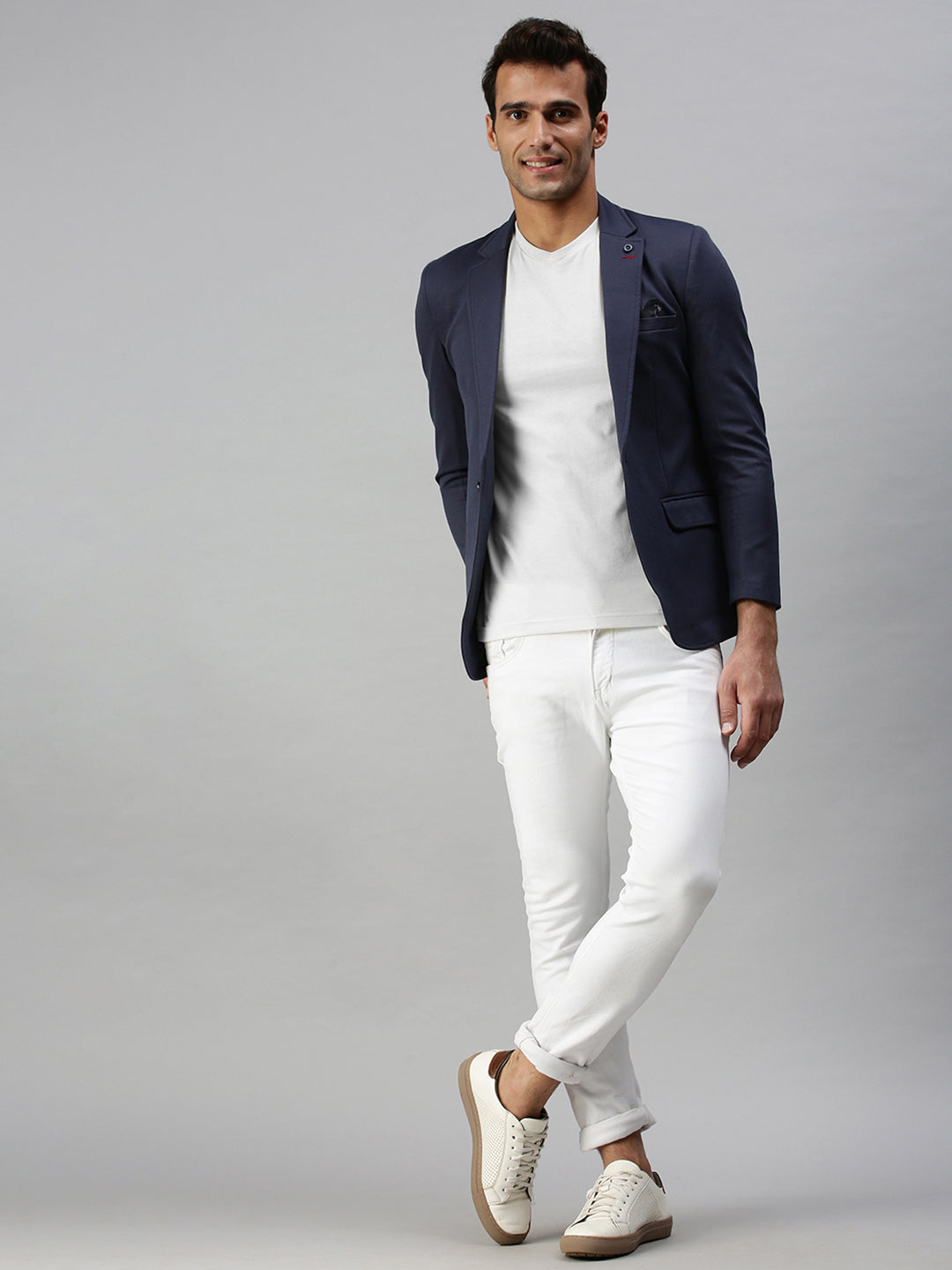 Men's Navy Blue Solid Slim-Fit Single-Breasted Casual Blazers