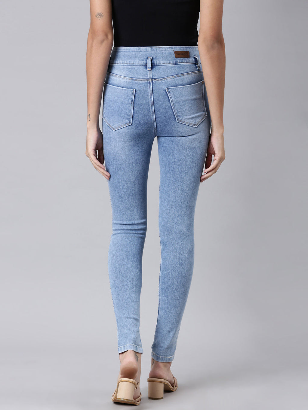 Women's Blue Straight Fit Mid-Rise Light Fade Embellished Denim Jeans