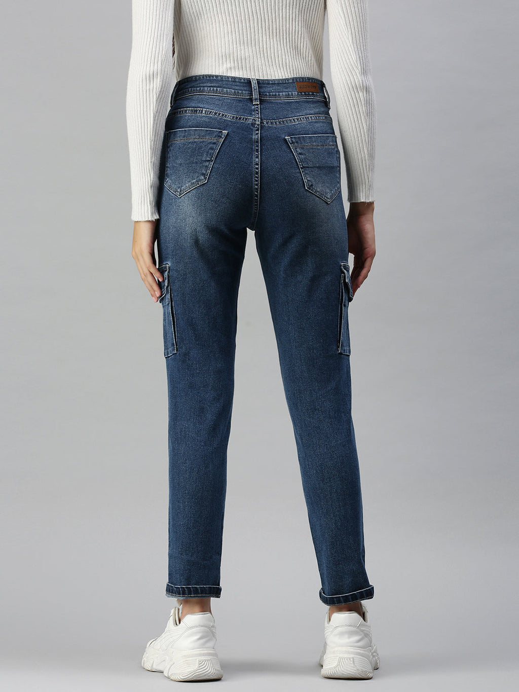 Women's Blue Relaxed Fit High-Rise Heavy Fade Stretchable Denim Jeans