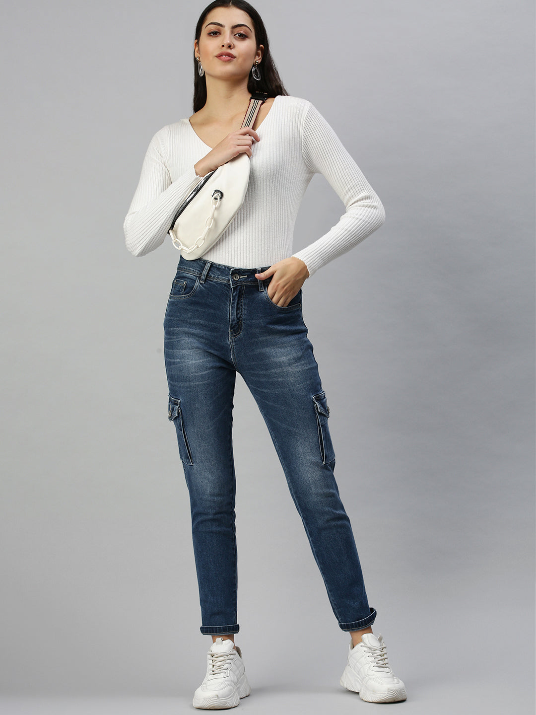 Women's Blue Relaxed Fit High-Rise Heavy Fade Stretchable Denim Jeans