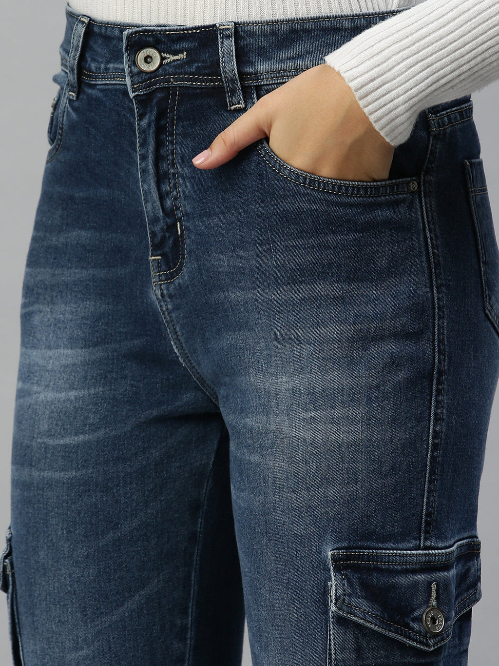 Women's Blue Relaxed Fit High-Rise Heavy Fade Stretchable Denim Jeans