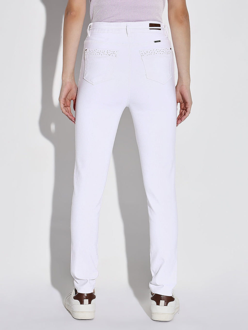 Women's White Cotton Comfort Slim Fit Mid-Rise Embellished Stretchable Jeans
