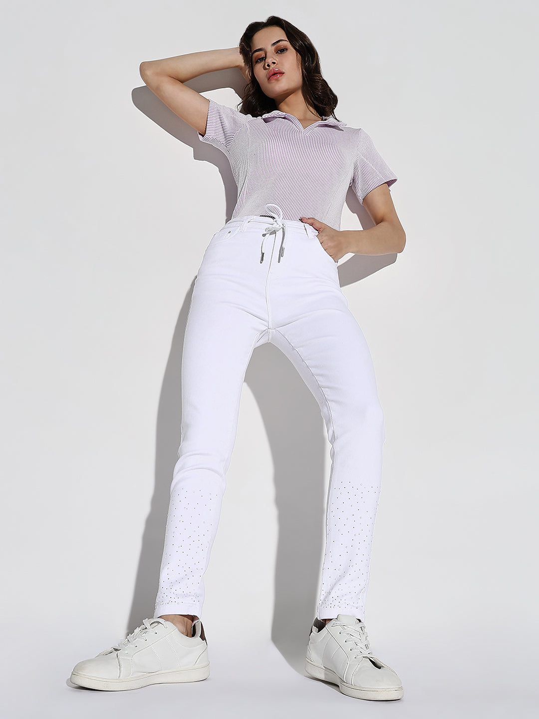 Women's White Cotton Comfort Slim Fit Mid-Rise Embellished Stretchable Jeans