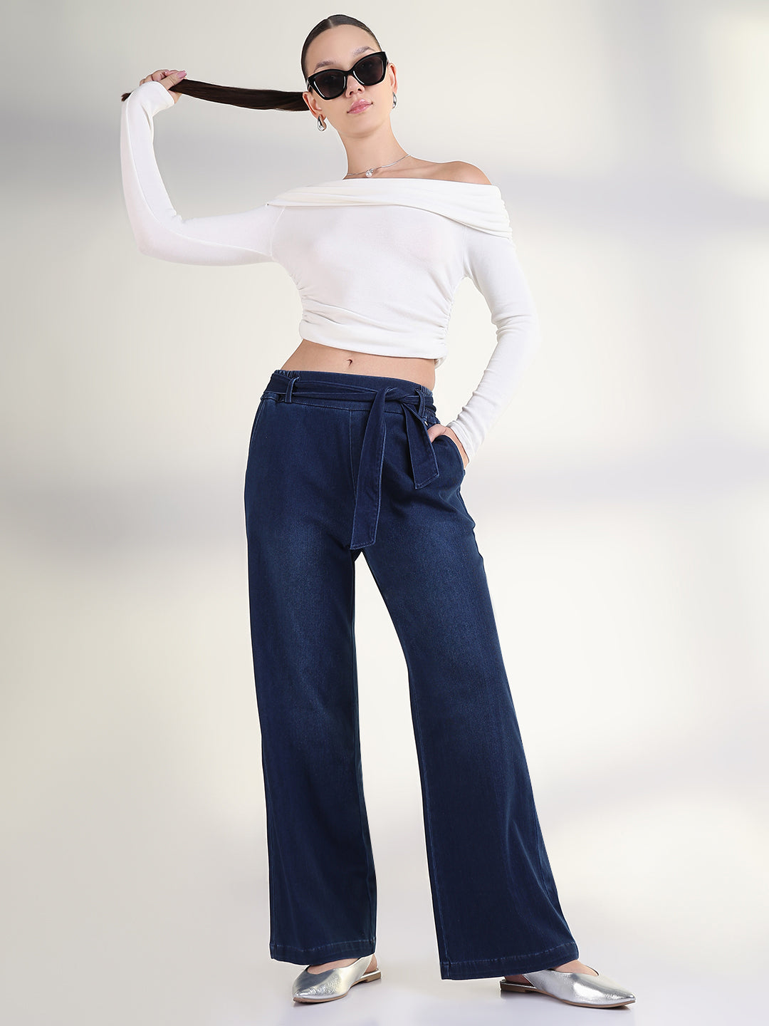 Women's Navy Blue Solid Straight Fit Jean