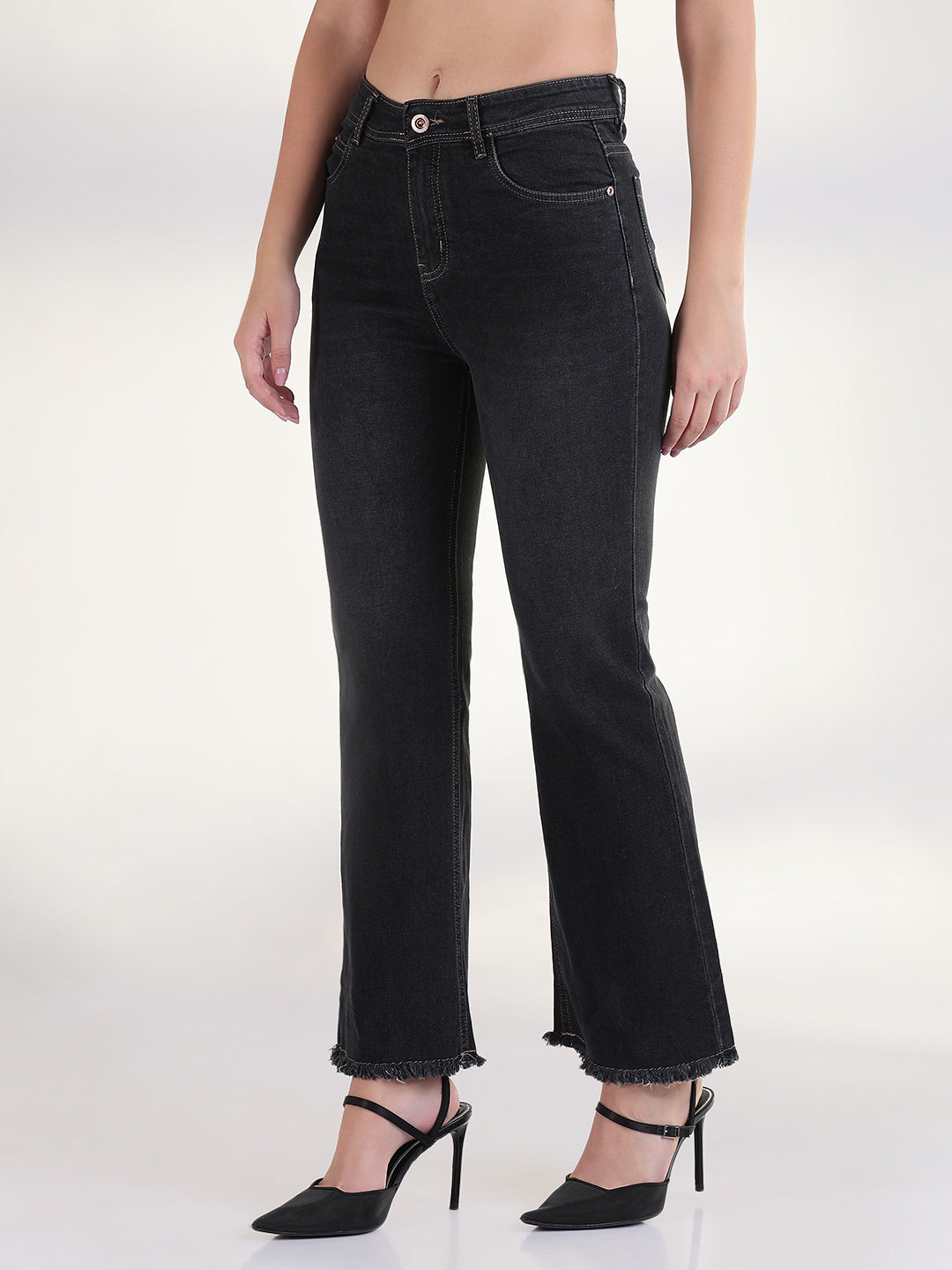 Women's Solid Charcoal Frayed Hem Straight Fit Jean