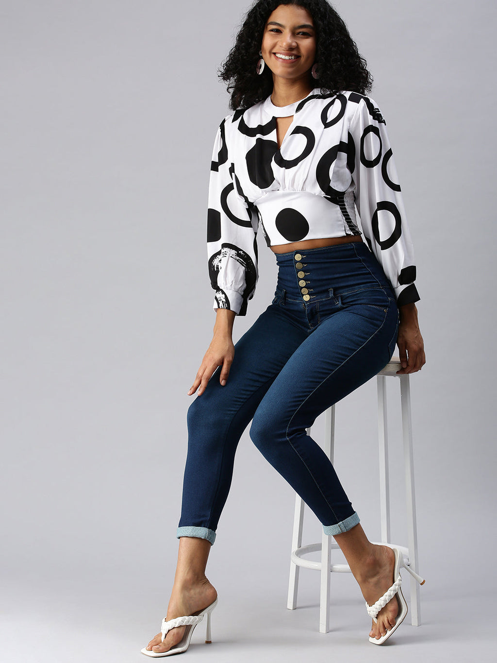 Women's Navy Blue Slim Fit High-Rise Light Fade Stretchable Denim Jeans