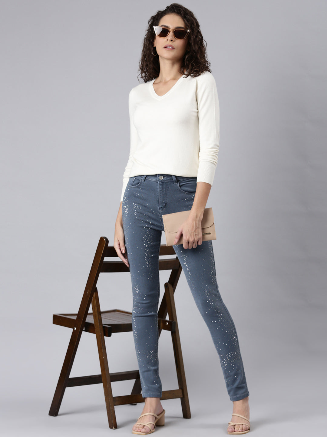 Women's Grey Skinny Fit Embellished Denim Jeans