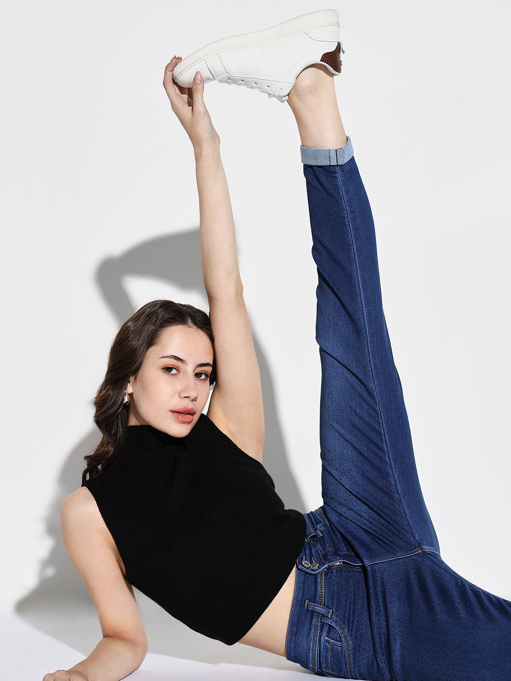 Women's Blue Cotton Comfort Slim Fit Light Fade Embellished Stretchable Jeans