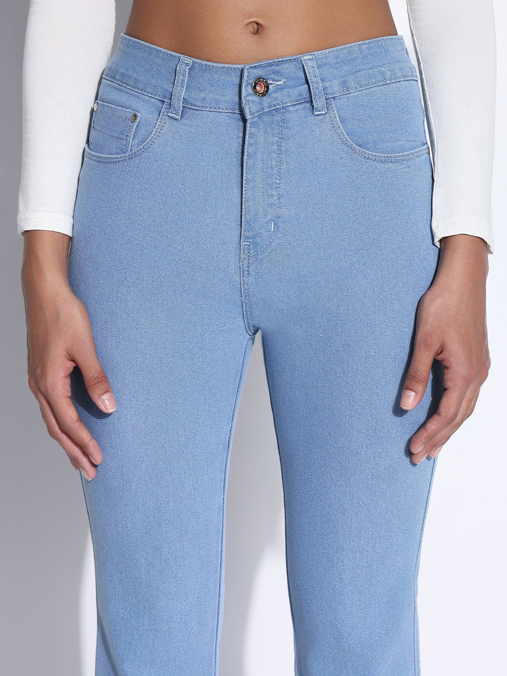 Women's Solid Blue Bootcut Jeans