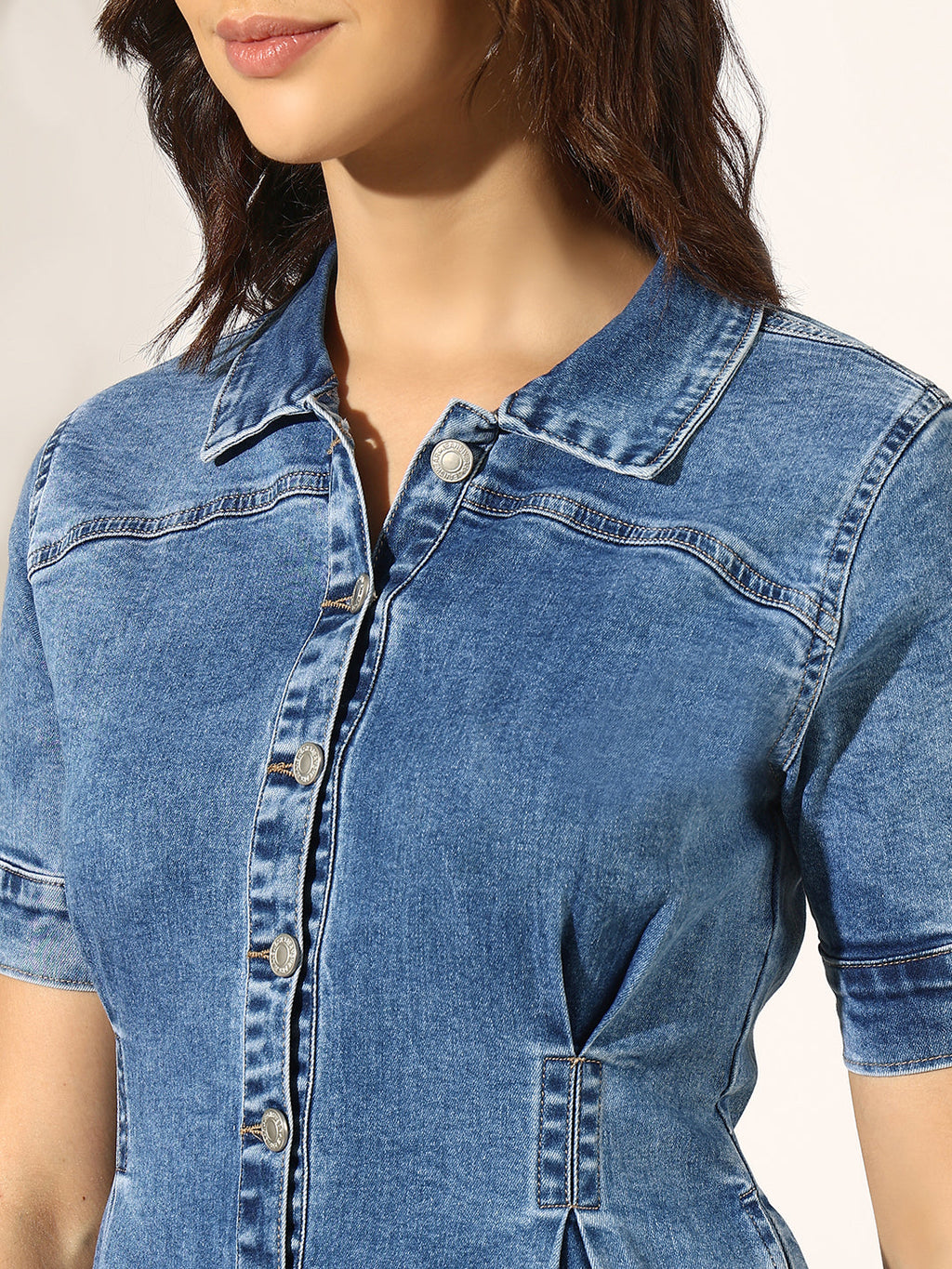Women's Blue Button-Up Short Sleeve Denim Dress with Waist Darts