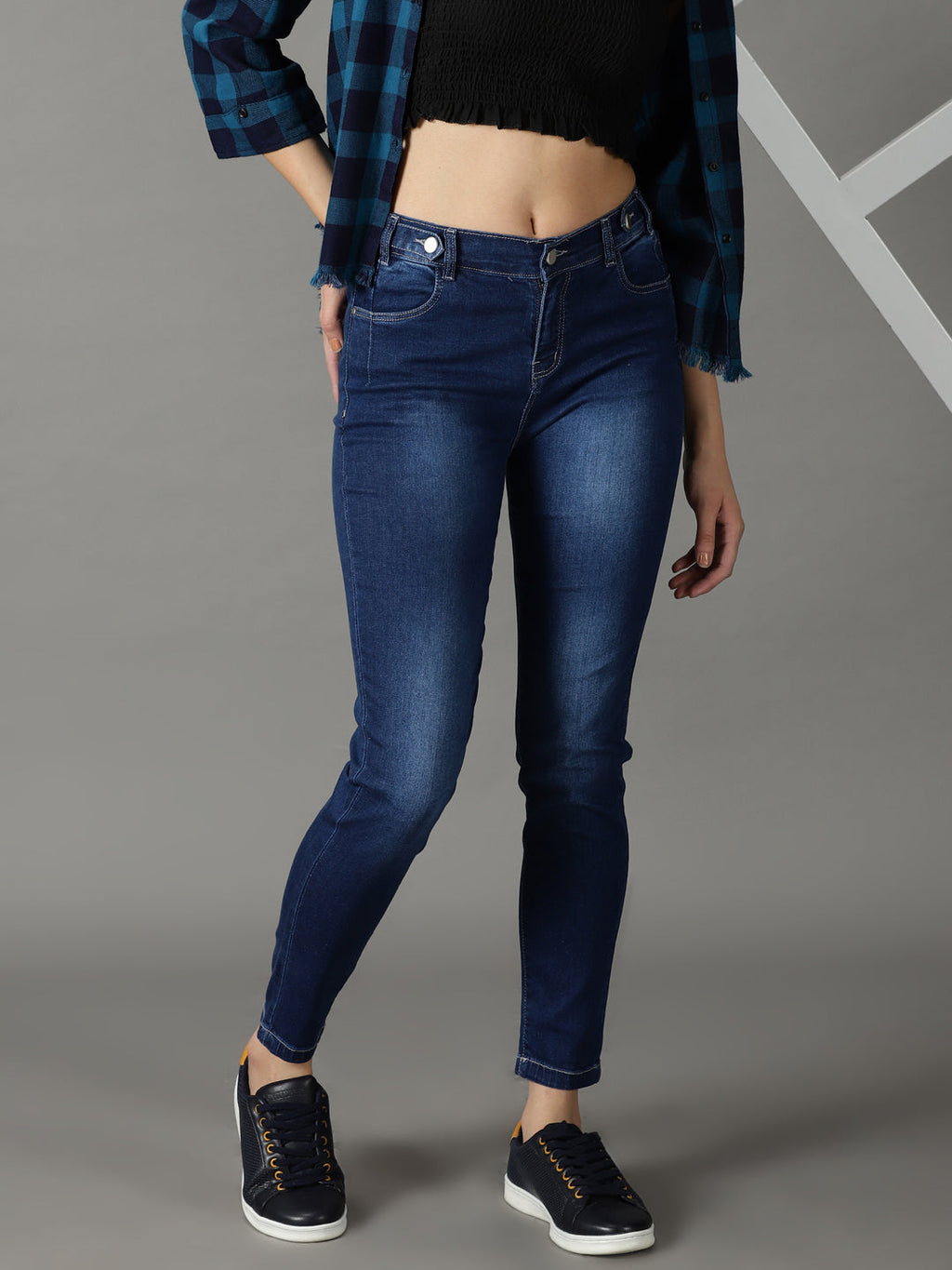 Women's Navy Blue High-Rise Light Fade Acid Wash Stretchable Cotton Jeans