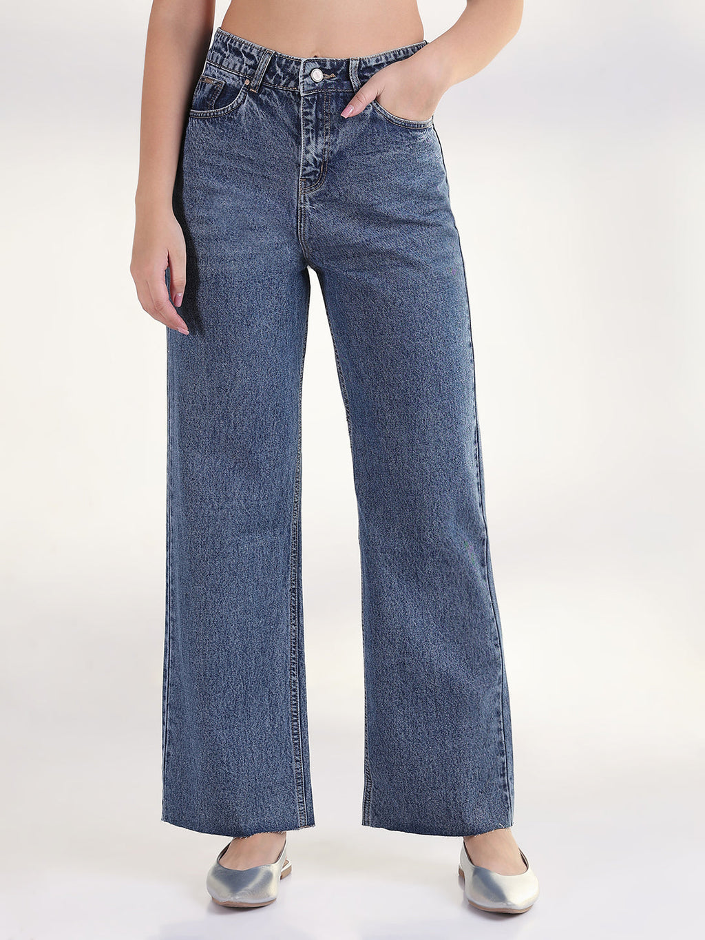 Women's Solid Blue Raw Hem Straight Fit Jean