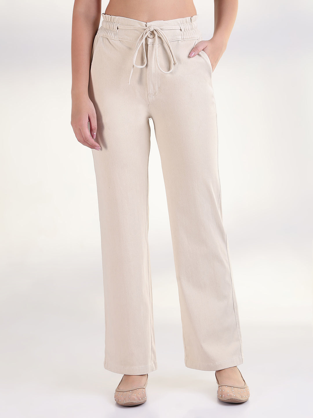 Women's Cream Solid Straight Fit Parallel Trousers