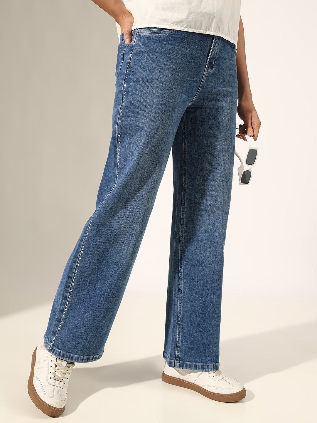 Women's Blue Mid-Rise Straight Fit Jeans with Side Seam Embellishments